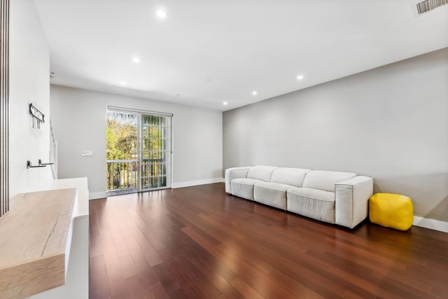 106 SW 1st Avenue, Delray Beach, FL 33444