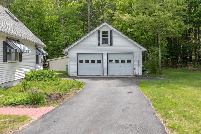493 Clinton Street, Concord, NH 03301