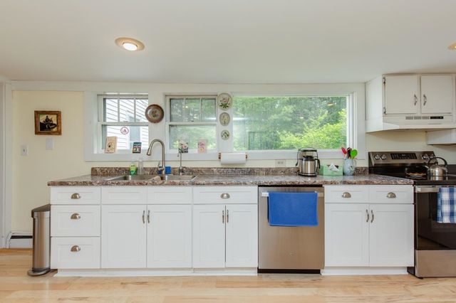 493 Clinton Street, Concord, NH 03301