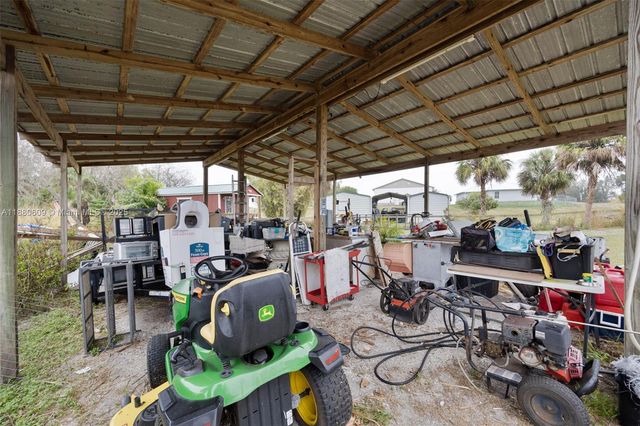 2915 Ortona Locks Rd, Moore Haven, FL 33471