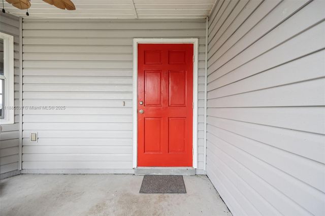 2915 Ortona Locks Rd, Moore Haven, FL 33471