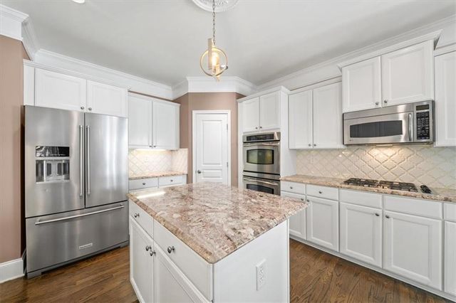 6210 Pristine Drive, Cumming, GA 30040