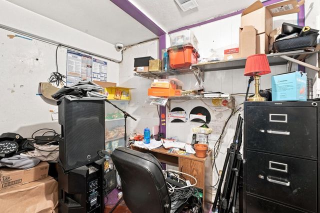 2633 San Pablo Avenue, Oakland, CA 94612