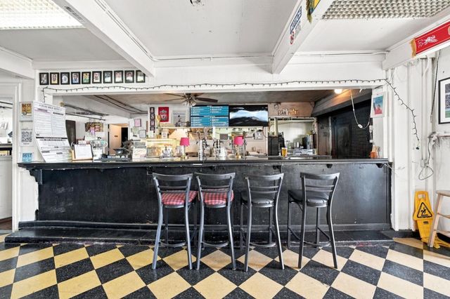 2633 San Pablo Avenue, Oakland, CA 94612