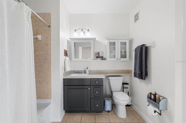 245 OLD VILLAGE CENTER CIRCLE 7309, St Augustine, FL 32084