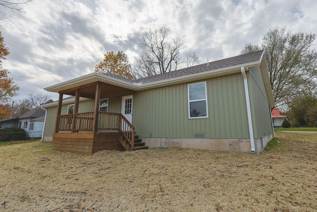 330 S Long Avenue, Hartville, MO 65667