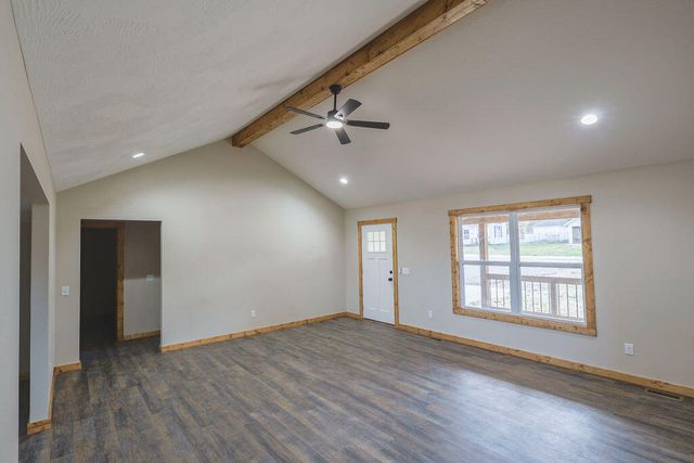 330 S Long Avenue, Hartville, MO 65667