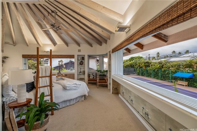 4745 Aukai Avenue, Honolulu, HI 96816