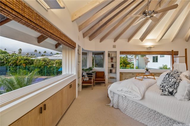 4745 Aukai Avenue, Honolulu, HI 96816