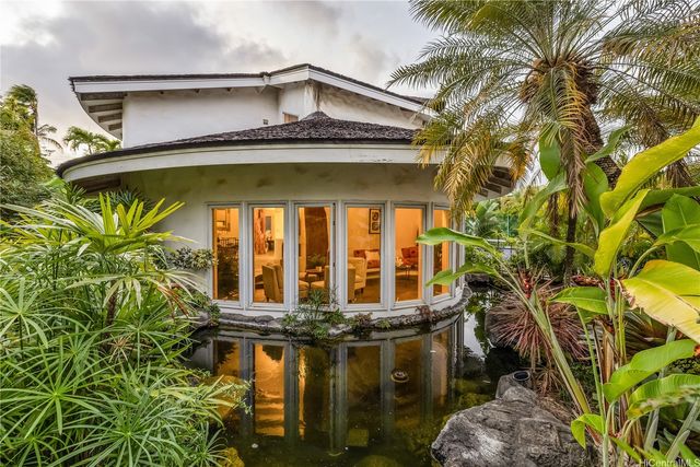 4745 Aukai Avenue, Honolulu, HI 96816