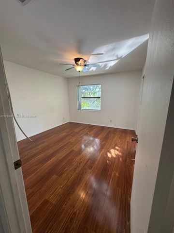 9999 Summerbreeze Dr 620, Sunrise, FL 33322
