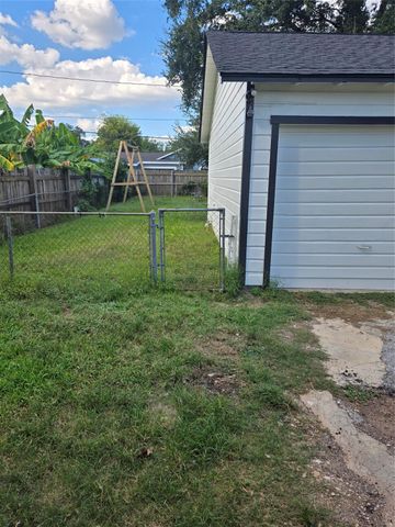 117 Treasure Drive, Houston, TX 77076