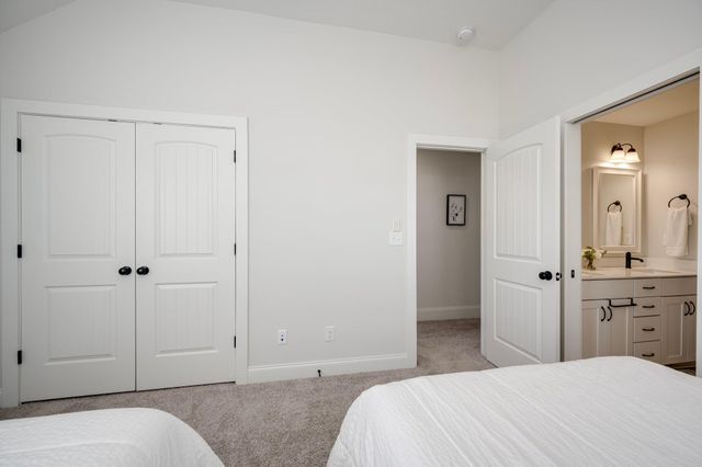 323 Bonhill Street, North Augusta, SC 29860