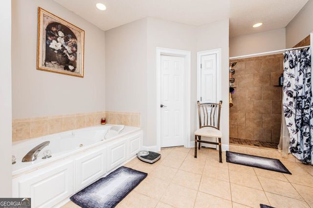 103 June Crest Court, Byron, GA 31008