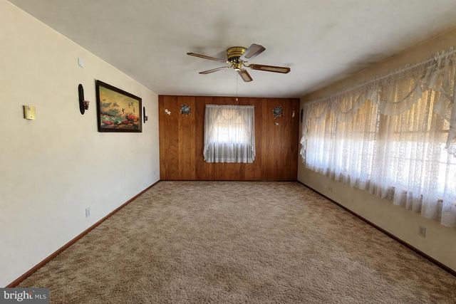 2421 CEDAR ST, Millville, NJ 08332