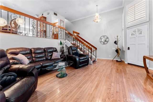 19110 Beachcrest Lane E, Huntington Beach, CA 92646