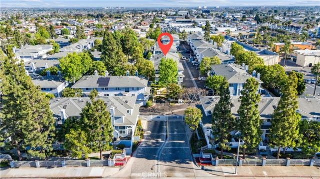 19110 Beachcrest Lane E, Huntington Beach, CA 92646
