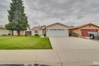 261 Tanner Michael Drive, Bakersfield, CA 93308
