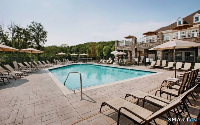 1025 Country View Road 1025, Danbury, CT 06810