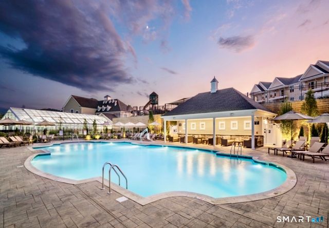 1025 Country View Road 1025, Danbury, CT 06810