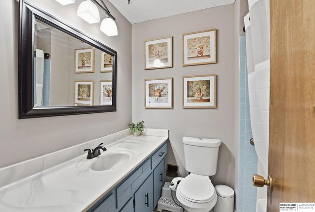 403 Garden Avenue, Bellevue, NE 68005