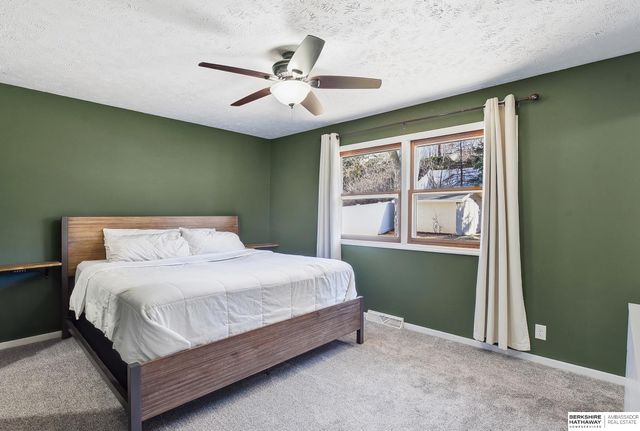 403 Garden Avenue, Bellevue, NE 68005