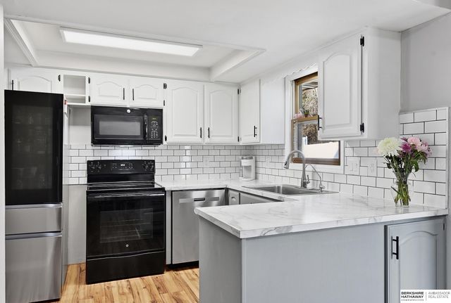 403 Garden Avenue, Bellevue, NE 68005