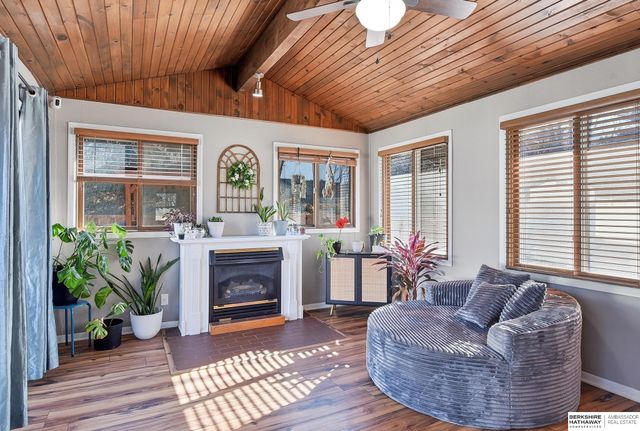 403 Garden Avenue, Bellevue, NE 68005