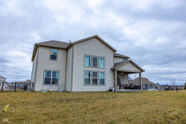 4061 Secretariat Lane, Bargersville, IN 46106