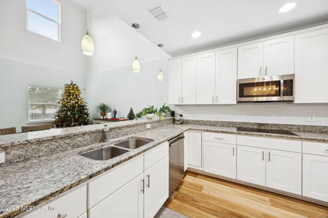 77224 LUMBER CREEK Boulevard, Yulee, FL 32097