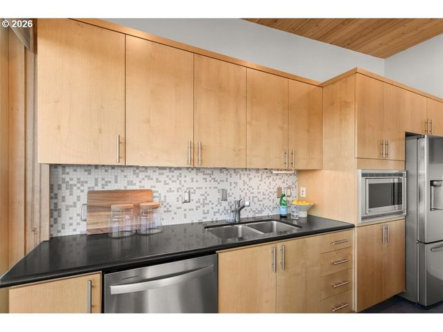 4216 N MISSISSIPPI Ave 407, Portland, OR 97217