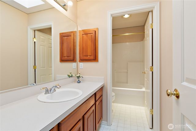 3139 Cedrona Drive NW, Olympia, WA 98502