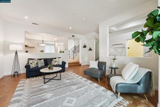 1539 Geary Rd C, Walnut Creek, CA 94597