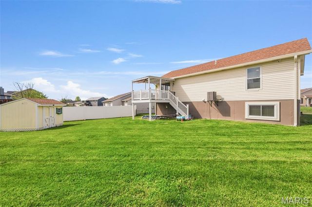 692 Glenshee Drive, Wentzville, MO 63385
