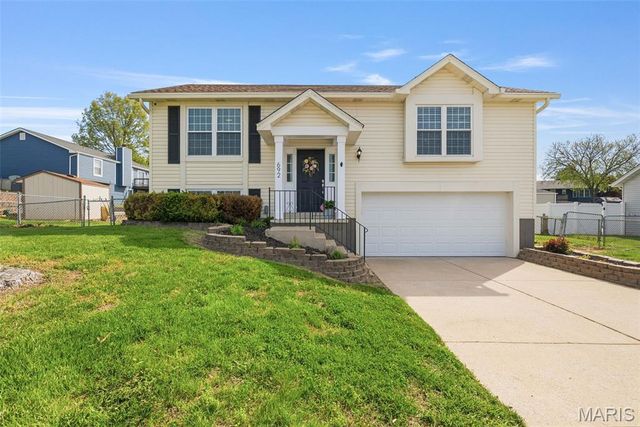 692 Glenshee Drive, Wentzville, MO 63385