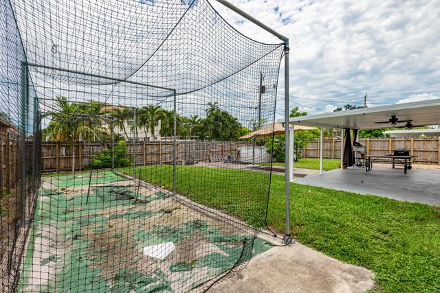 1820 N 46TH Avenue, Hollywood, FL 33021