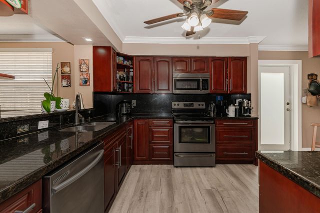 1820 N 46TH Avenue, Hollywood, FL 33021