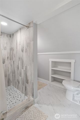 40 Main Street, Pacific Beach, WA 98571