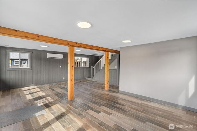 40 Main Street, Pacific Beach, WA 98571