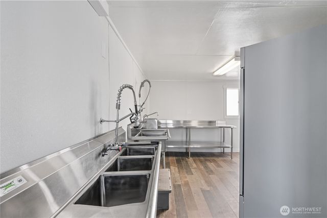 40 Main Street, Pacific Beach, WA 98571