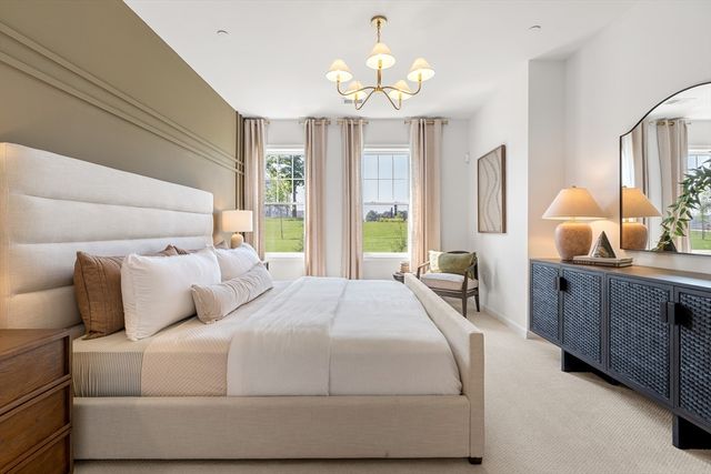 320 Martins Landing 207, North Reading, MA 01864