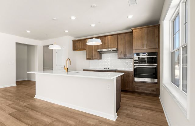 320 Martins Landing 207, North Reading, MA 01864