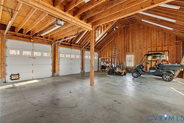 9280 Staple Ln, Mechanicsville, VA 23116