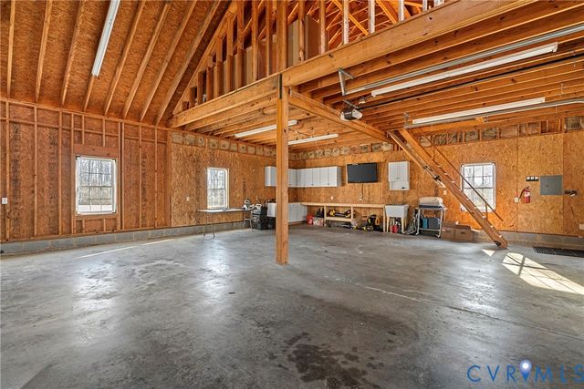 9280 Staple Ln, Mechanicsville, VA 23116