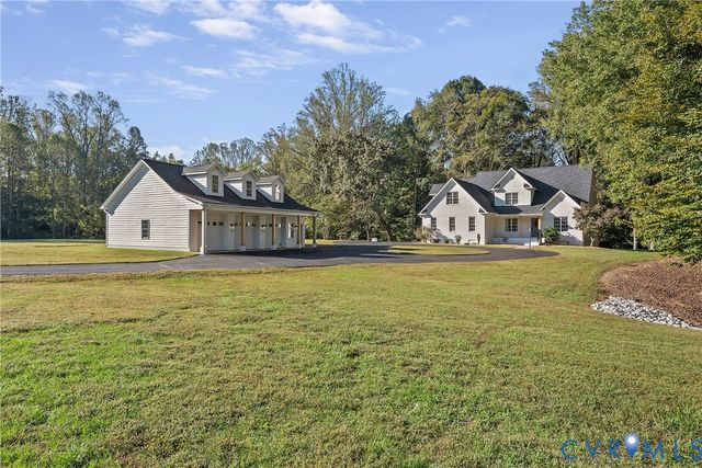 9280 Staple Ln, Mechanicsville, VA 23116