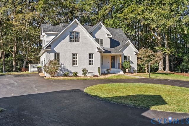 9280 Staple Ln, Mechanicsville, VA 23116