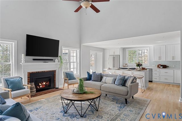 9280 Staple Ln, Mechanicsville, VA 23116