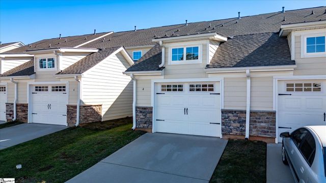 4 Gaskins Trail, Travelers Rest, SC 29690