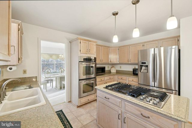 8826 CREEKWAY DR, Clinton, MD 20735