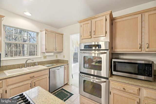 8826 CREEKWAY DR, Clinton, MD 20735